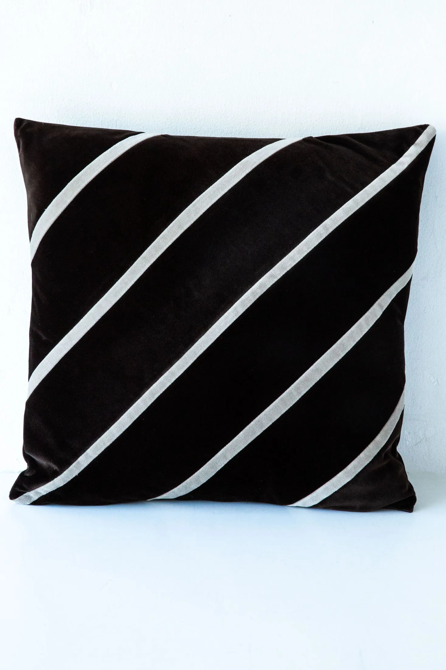 Aya Cushion