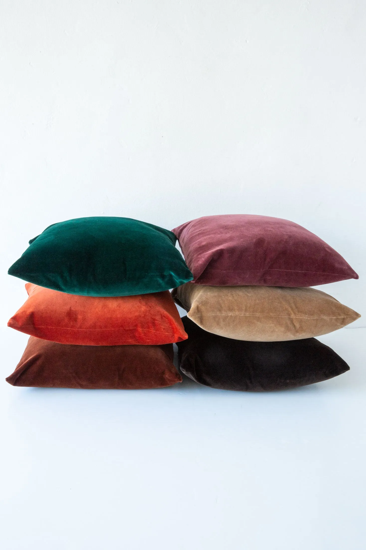 Basic Cushion Emerald