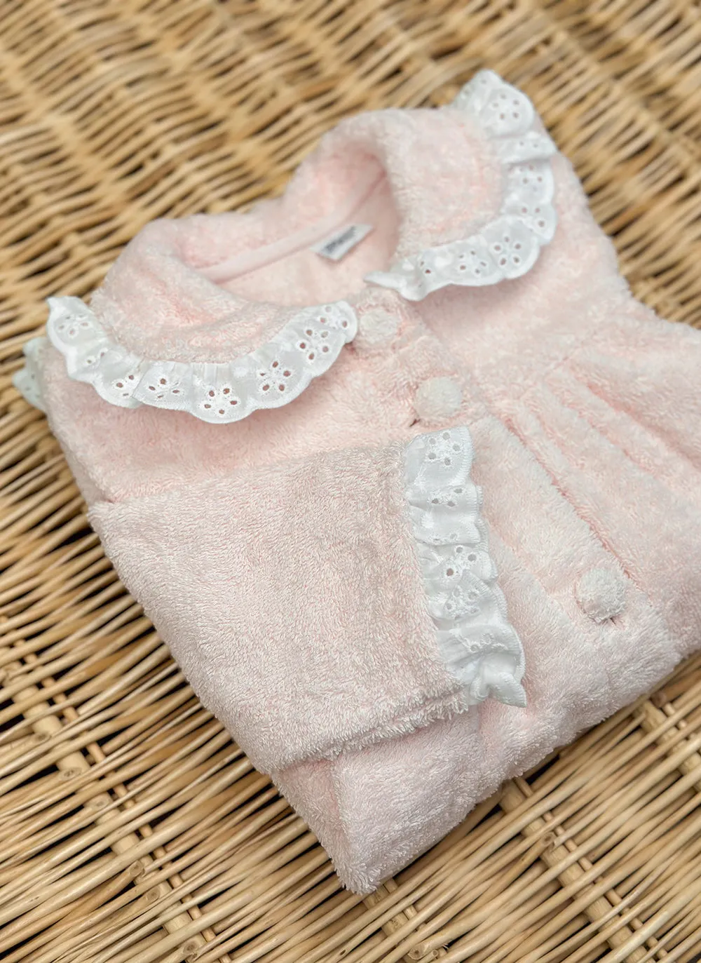 Bathrobe with lace