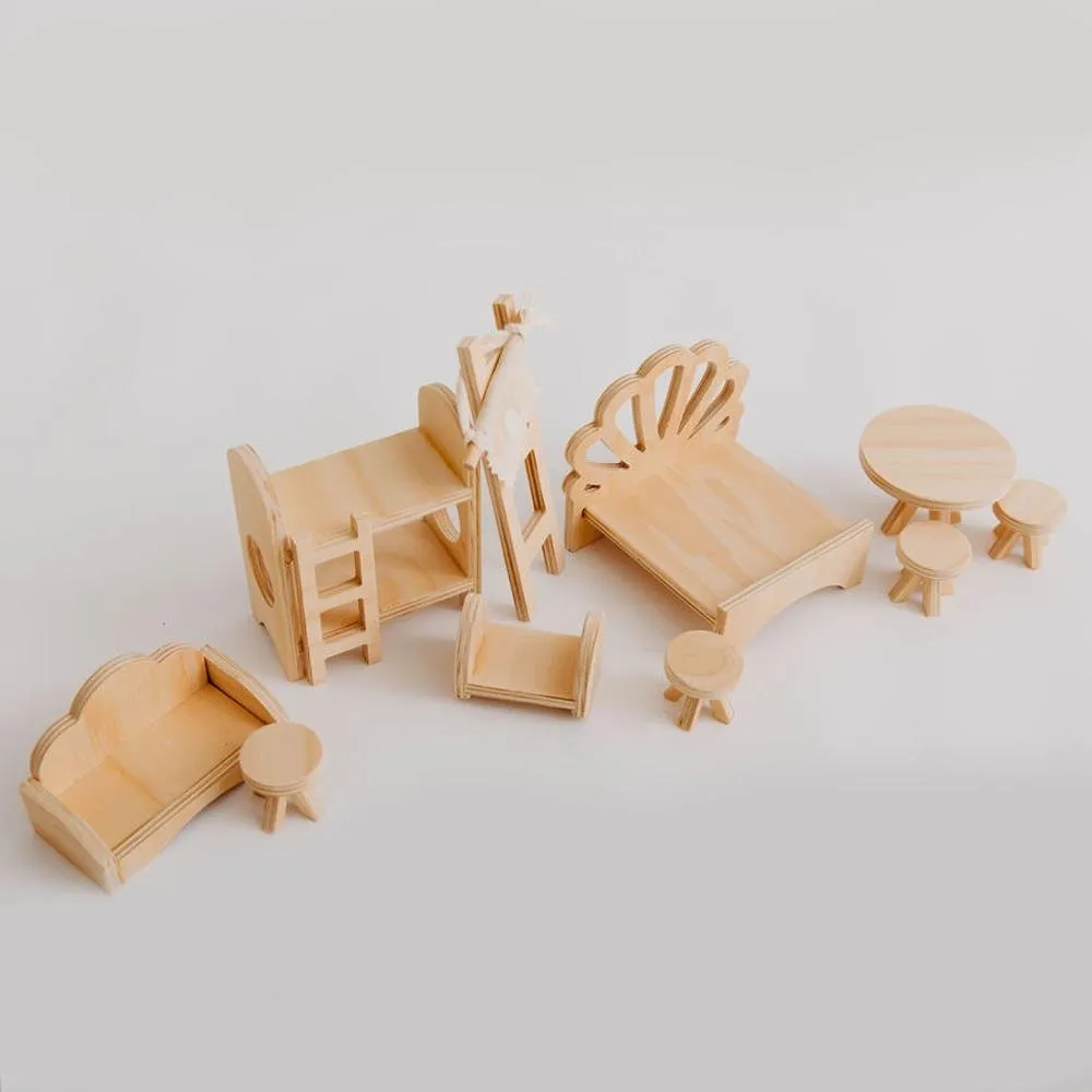 Dolls House Furniture