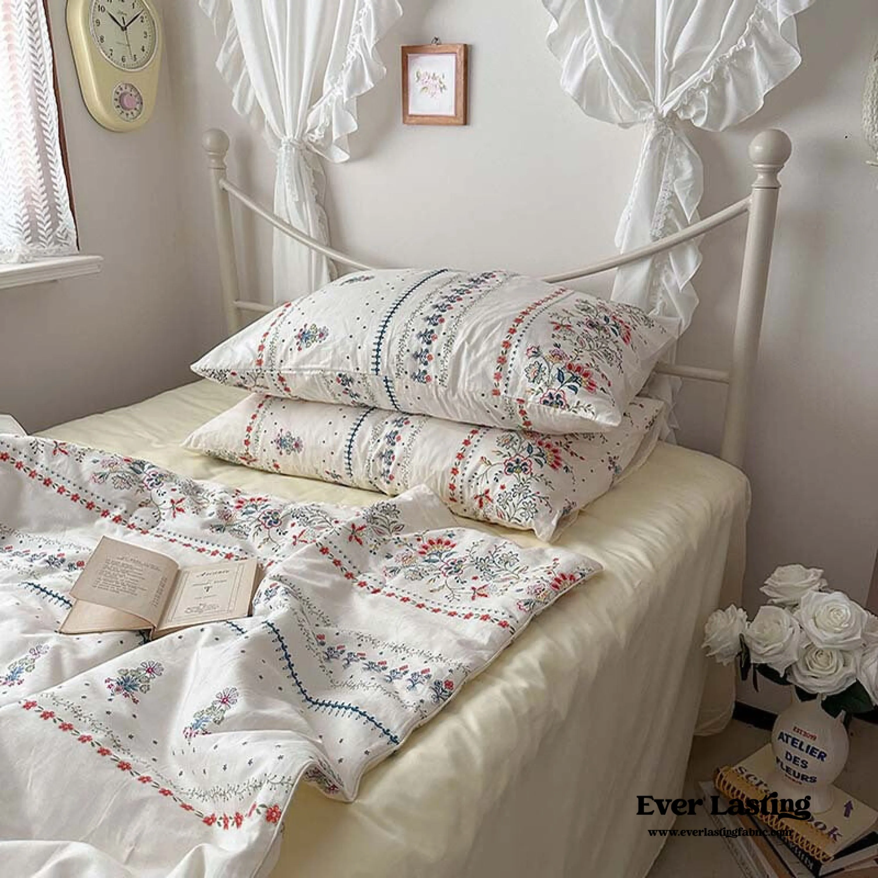 Floral Cottage Blanket Set / Cottage Blue