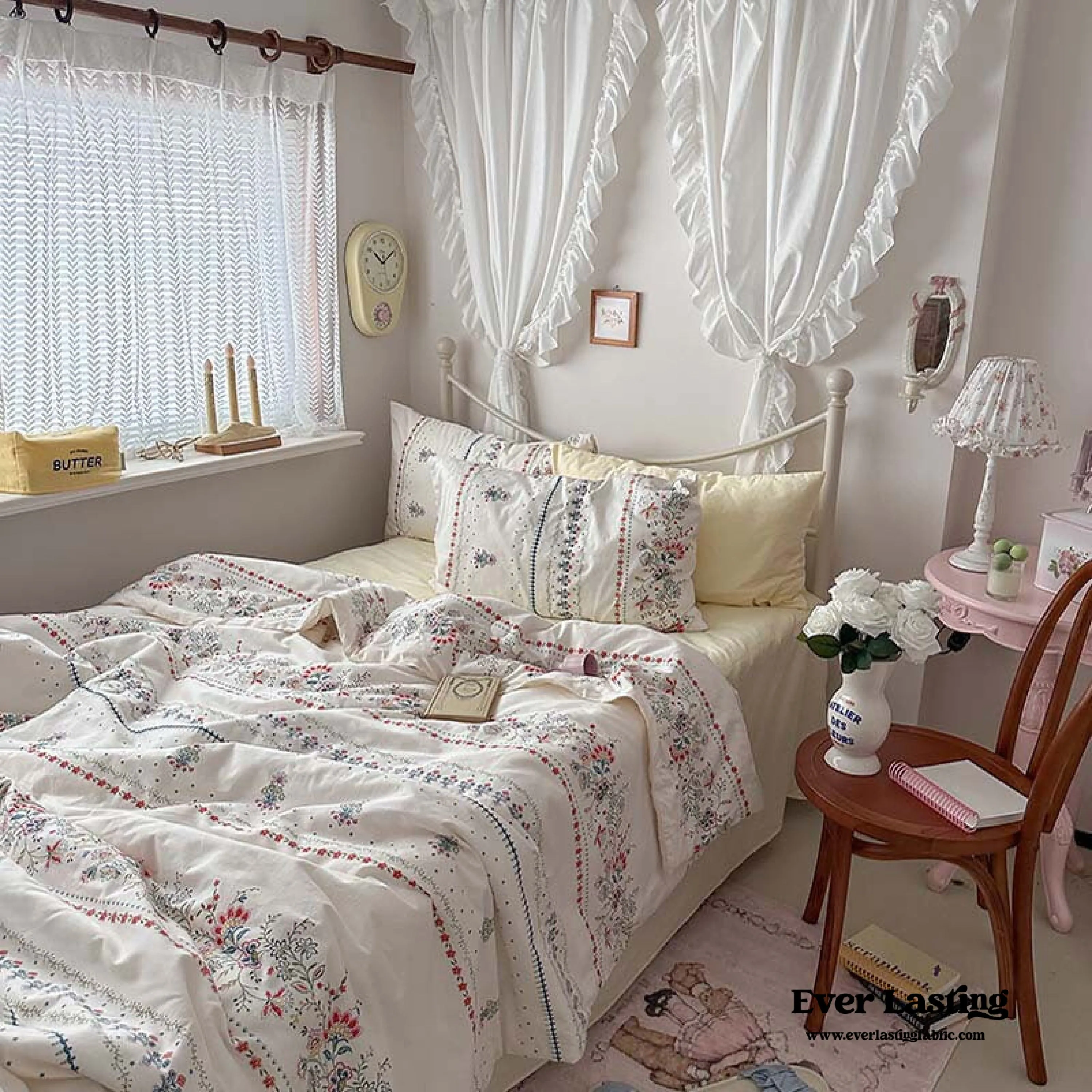 Floral Cottage Blanket Set / Cottage Blue