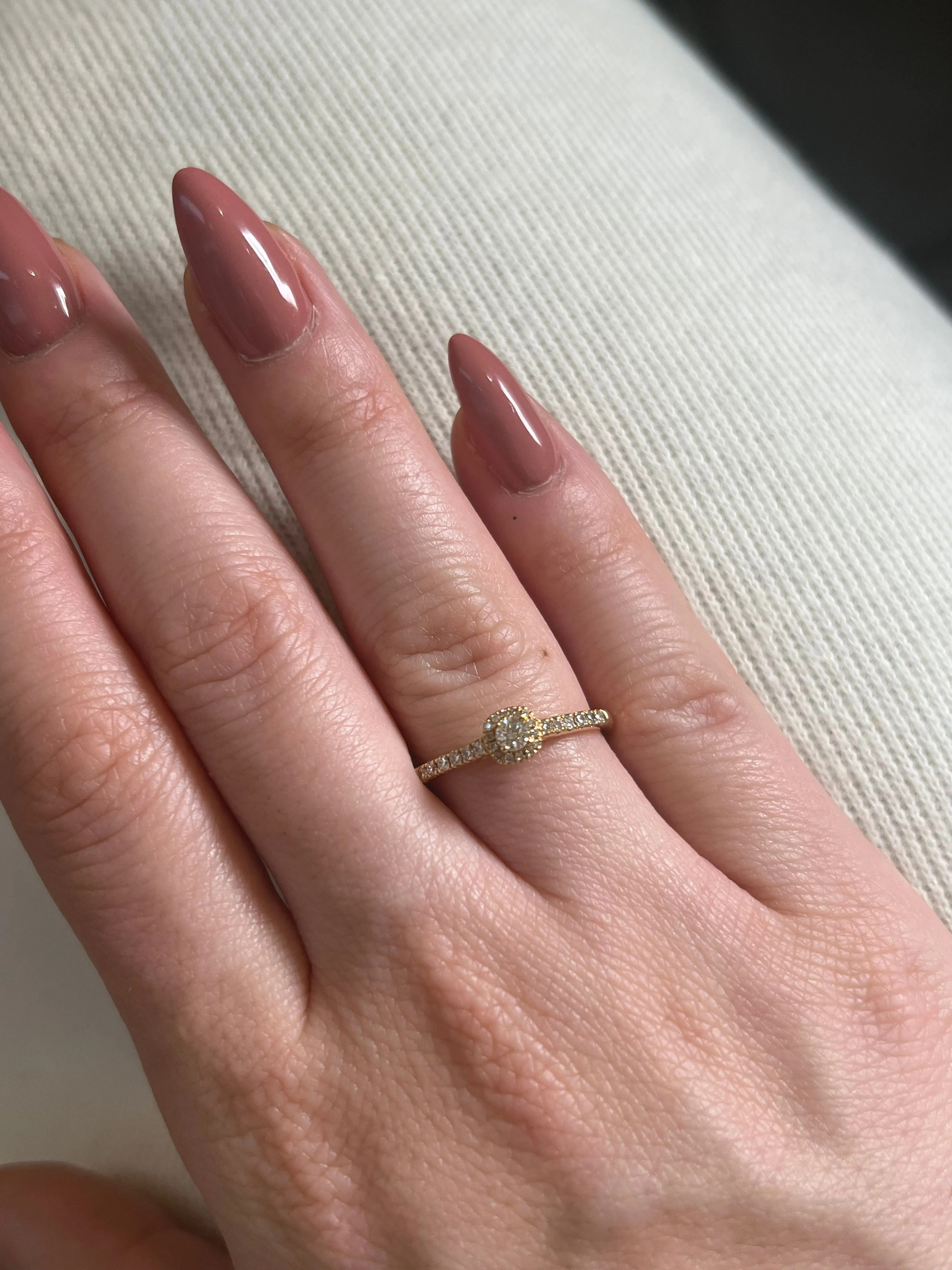 Mini Cushion halo