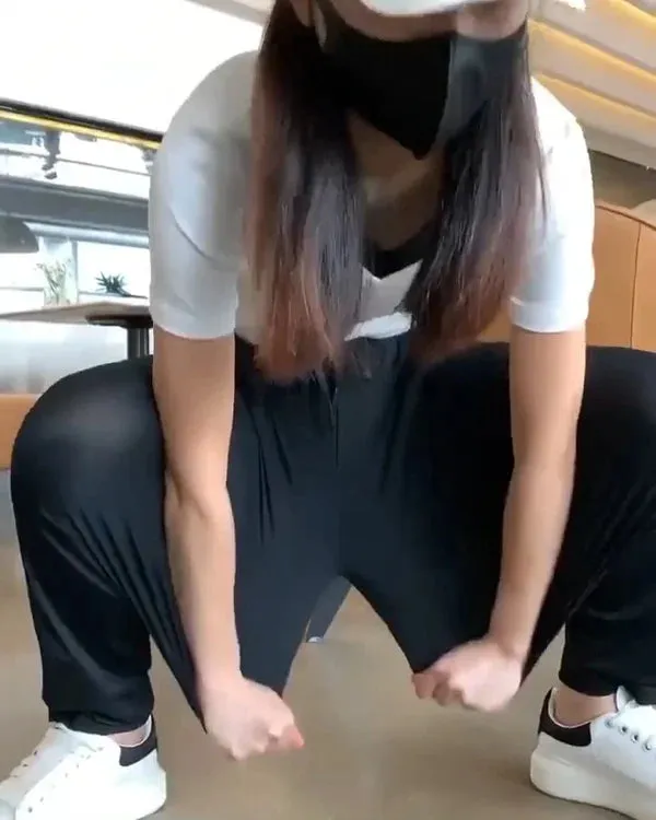 PREMIUM HAND CRAFTED KOREAN JOGGERS | Buy 1 Get 1 Free