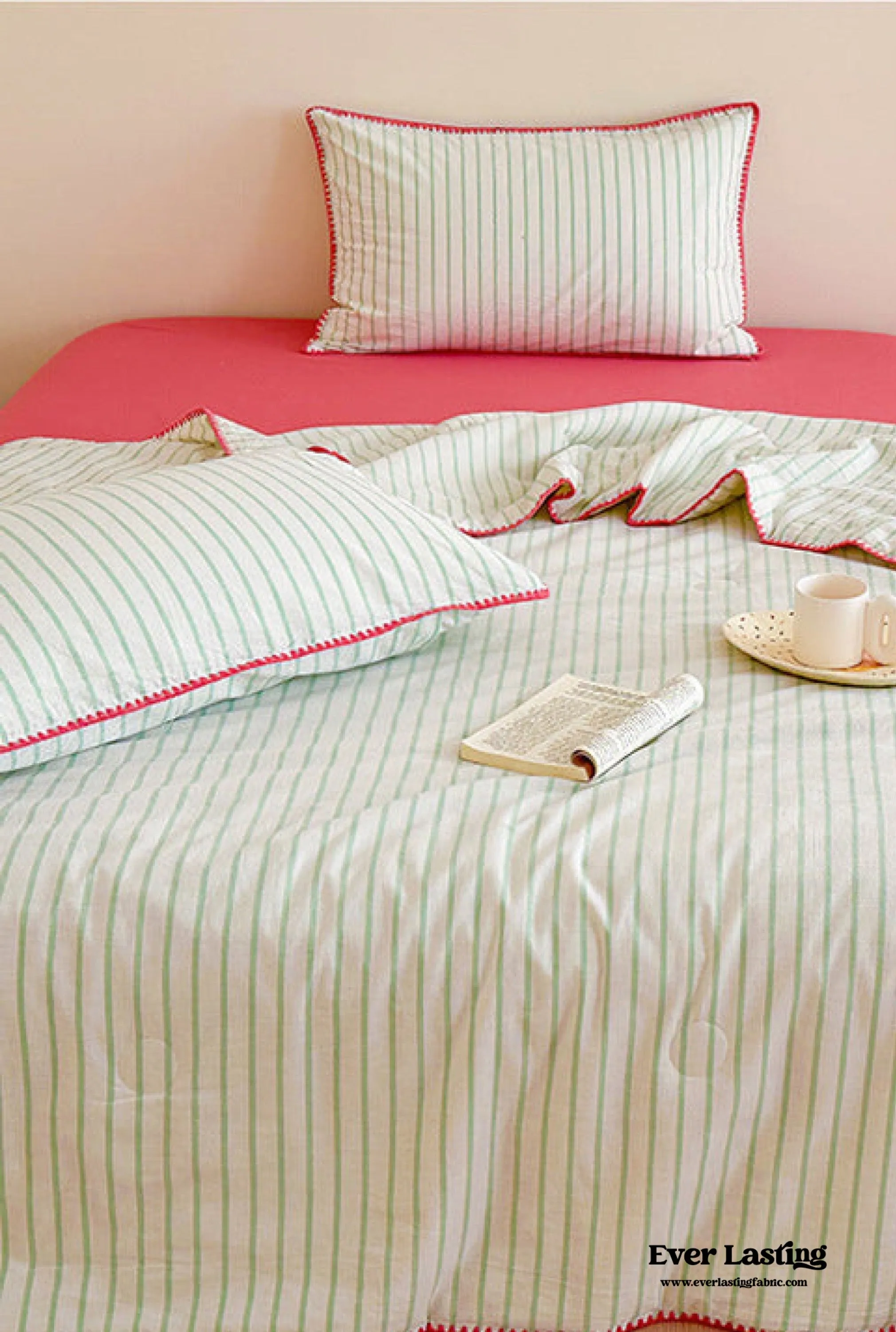 Striped Breathable Blanket Set / Gray