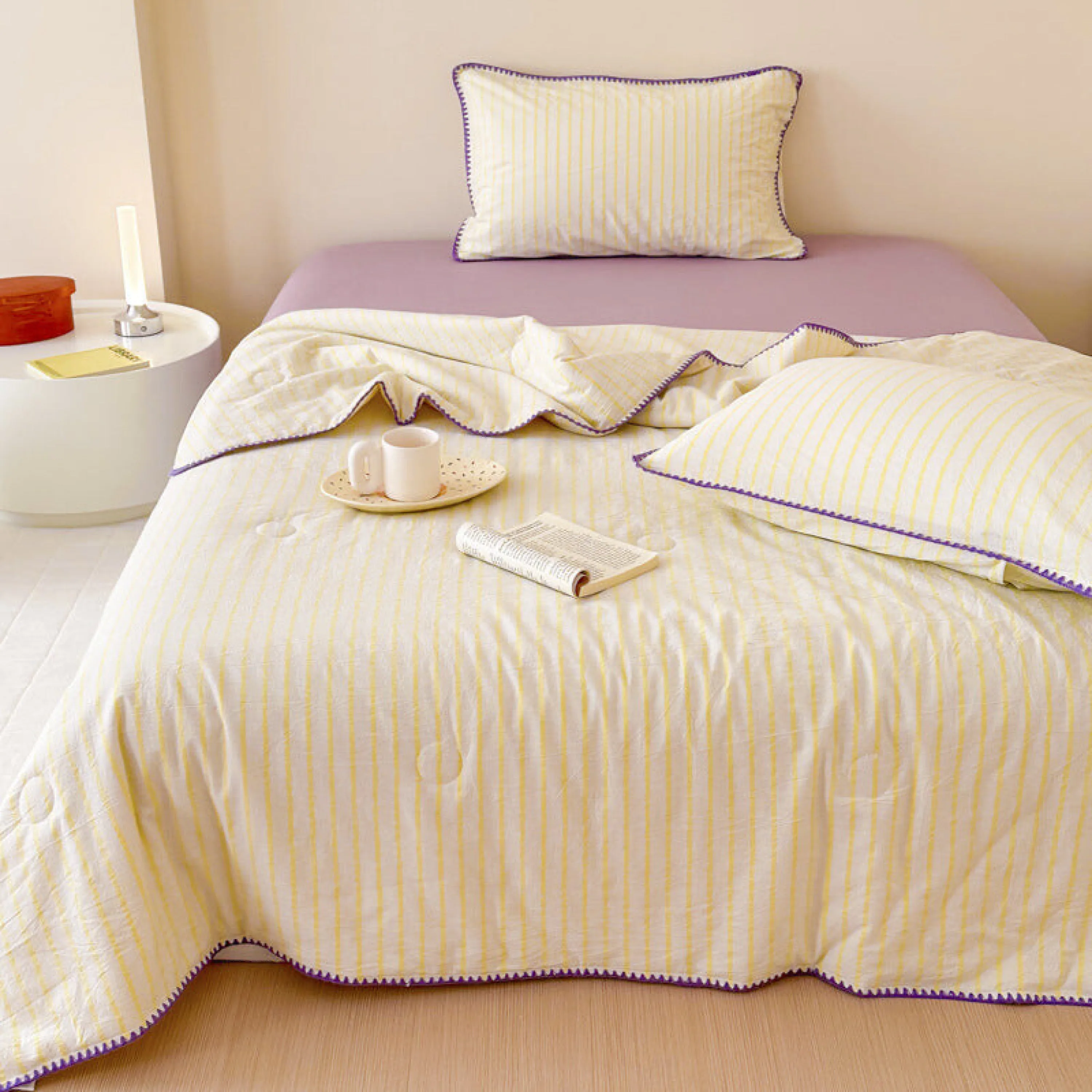 Striped Breathable Blanket Set / Gray